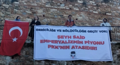 Bursa'da gençler Şeyh Sait pankartlarına karşı çıktı