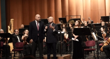 Bursa'da ilk kez “Bir Ulus Uyanıyor” sahneye çıktı