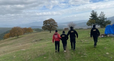 Bursa'da kaybolan adamı JAK timleri buldu