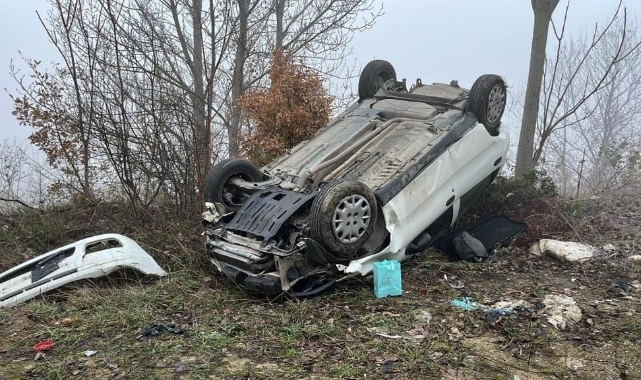 Bursa'da kontrolden çıkan otomobil takla attı! 1 kişi yaralandı
