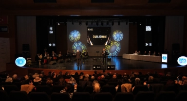 Bursa'da mevlana şiirlerinden besteler yarıştı