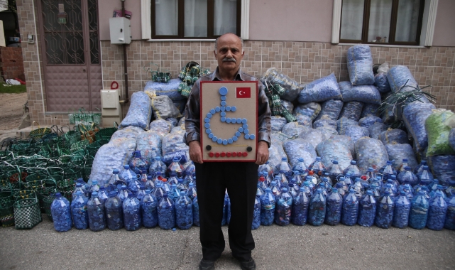 Bursa’da topladığı 1 ton kapakla engelliler için tekerlekli sandalye aldı