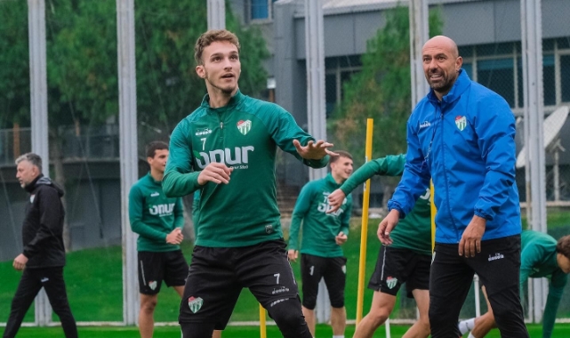 Bursaspor, Afyonspor mesaisi başladı