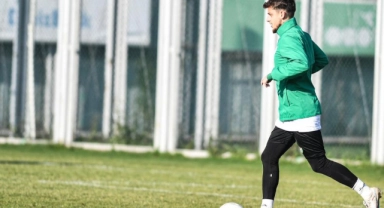 Bursaspor yoğun çalışıyor