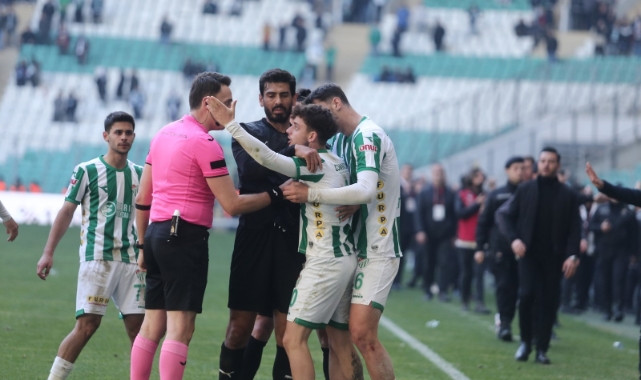 Bursasporlu futbolcu Çağatay Yılmaz kadro dışı kaldı
