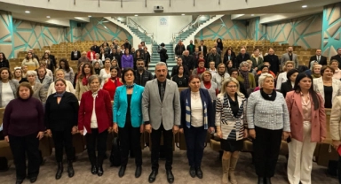 CHP Bursa kadın adaylarını tanıttı