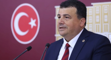 CHP'li Öztürk okulların depreme dayanıklılığını meclise taşıdı!