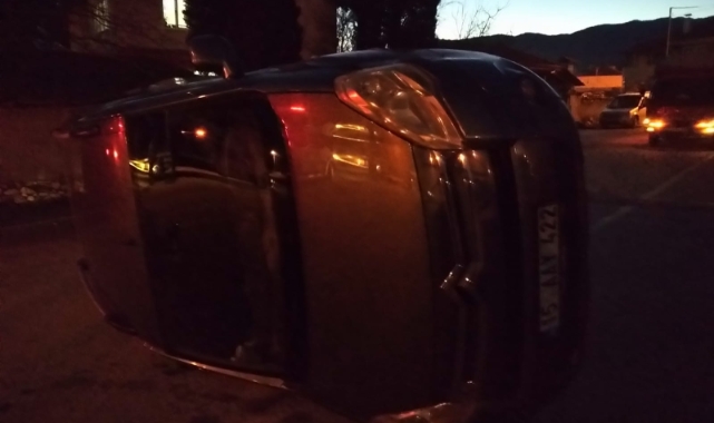 Çocuk sürücü kaza yaptı! 2 kişi yaralandı