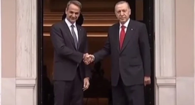Cumhurbaşkanı Erdoğan'dan Yunanistan'da "Yeni dönem" mesajı