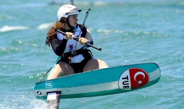 Derin Atakan, dünya şampiyonu oldu