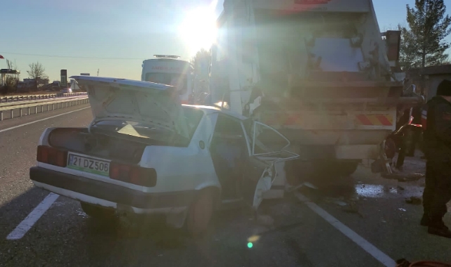 Diyarbakır'da feci kaza: 2 ölü, 2 ağır yaralı