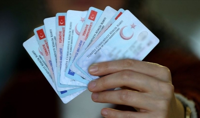Ehliyette yaş sınırı değişti! 16'ya düşürüldü