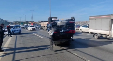 Feci kazada burunları bile kanamadı!