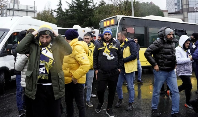 Fenerbahçe taraftarı, Tüpraş Stadyumu'na geldi