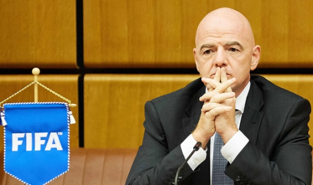 FIFA Başkanı Infantino hakeme saldırıyı kınadı