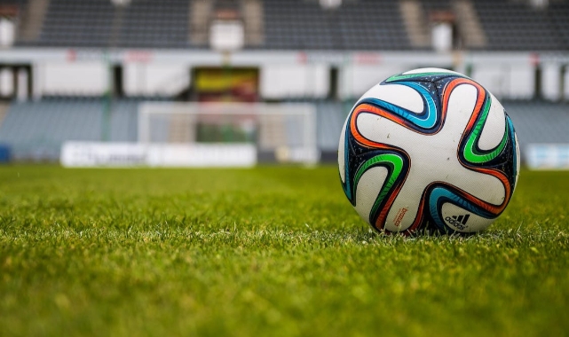 Futbol camiasını yasa boğan ölüm!