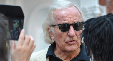 Gazeteci John Pilger'dan acı haber!
