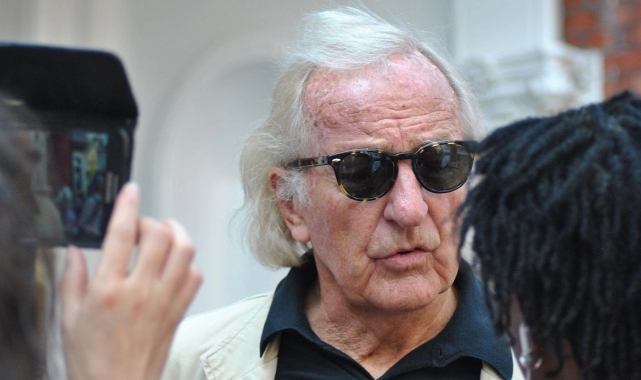 Gazeteci John Pilger'dan acı haber!