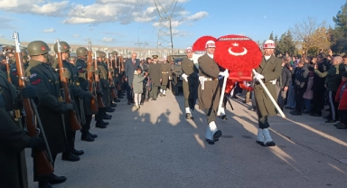 Gaziantep şehidini gözyaşlarıyla uğurladı