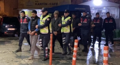 Gece yürüyüşü İl Göç İdaresinde son buldu