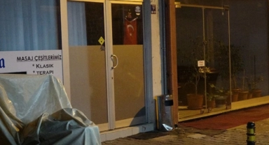 Genç kadını yüzüne kezzap atarak ağır yaraladı!
