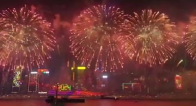 Hong Kong'da 2024'e görkemli giriş!