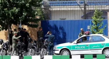 İran'da polis karakoluna silahlı saldırı: 11 ölü