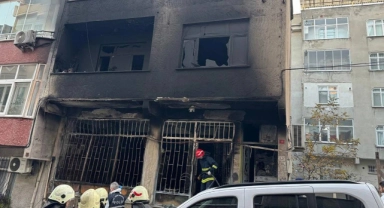İş yerindeki yangın evlere de sıçradı: Ölü ve yaralılar var