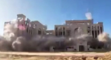 İsrail, Gazze'deki adliye binasını bombaladı!
