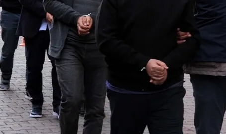 İstanbul'da FETÖ yapılanmasına darbe!
