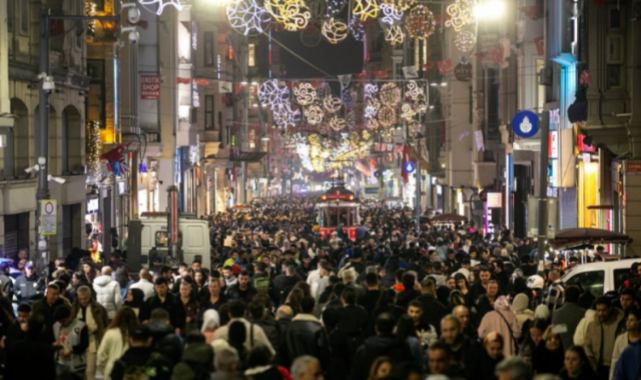 İstanbul'da yılbaşı hareketliliği başladı!