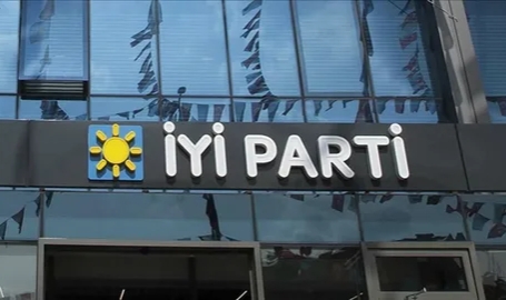 İYİ Parti'de şoke eden istifa!