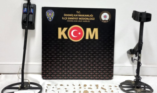 İzmir'de tarihi eser kaçakçılarına operasyon