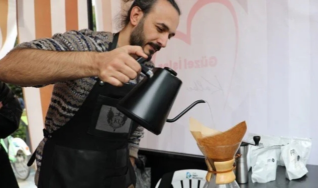 İzmit'i kahve kokusu sardı