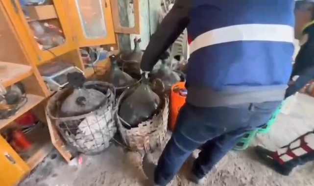 Jandarmadan yılbaşı öncesi kaçak içki operasyonu