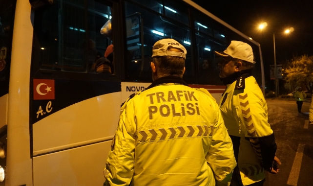 Jet emniyet müdüründen şehrin göbeğinde uygulama