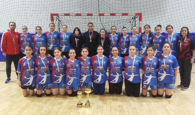Kızlardan büyük başarı