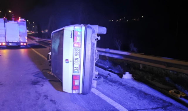 Kontrolden çıkan araç bariyerlere çarptı!