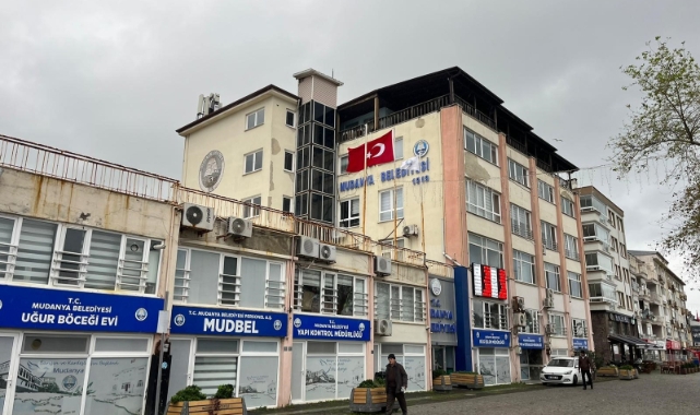 Mudanya Belediyesi tedbir amaçlı boşaltıldı