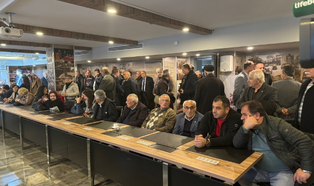 Mustafa Bozbey Büyükşehire adaylığını açıkladı!