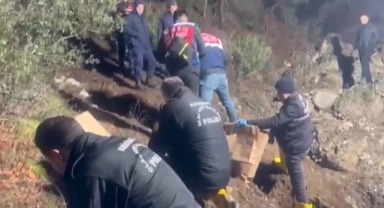 Öldürdüğü arkadaşının üç yıl boyunca emekli maaşını çekti!