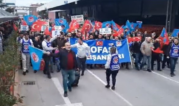 Otomobil Fabrikası'ndaki eylemler büyüyor