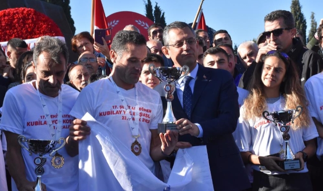 Özgür Özel, Şehit Asteğmen Kubilay anmasına katıldı