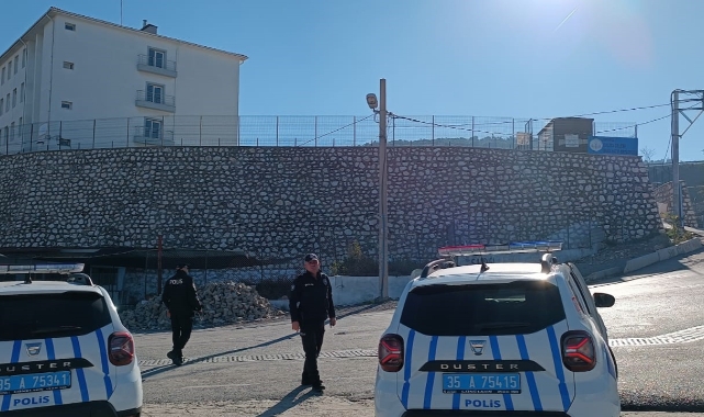 Polisten okul çevrelerine sıkı denetim!