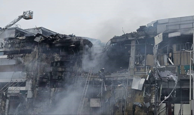 Rusya, Ukrayna’ya füze yağdırdı