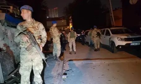 Sahte içki çetesi çökertildi!