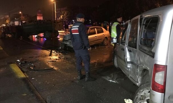 Sakarya'da feci kaza!