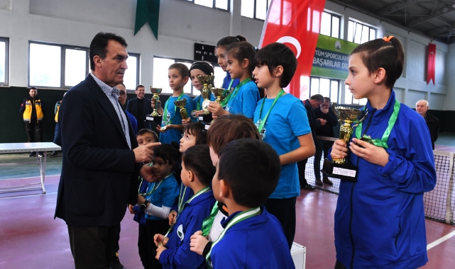 Şampiyon raketler Osmangazi’de yetişiyor