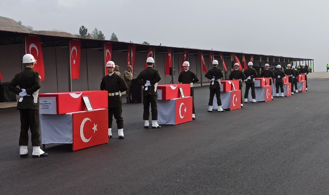 Şehitler törenle memleketlerine uğurlandı