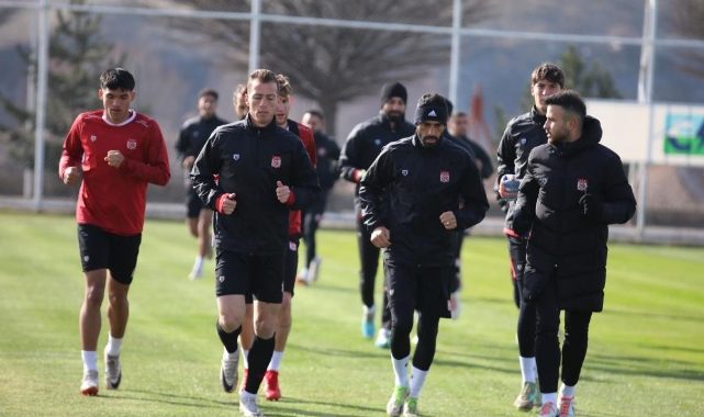 Sivasspor’da Kayserispor maçı hazırlıkları sürüyor